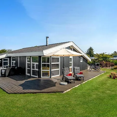 Lovely In With Wifi Holiday home *