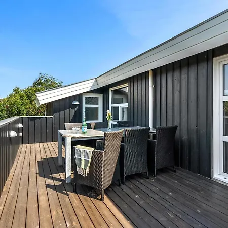 Holiday home Lovely In With Wifi Hjorring